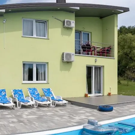 Greenoasis Villa