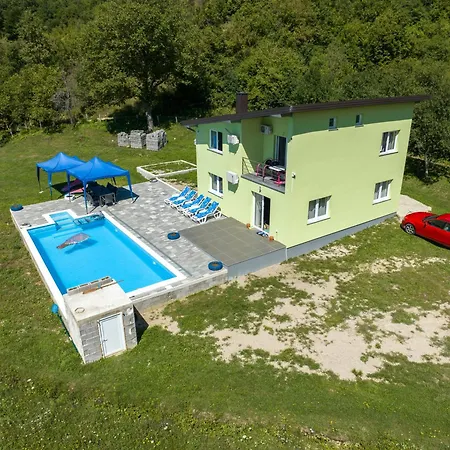 Greenoasis Villa