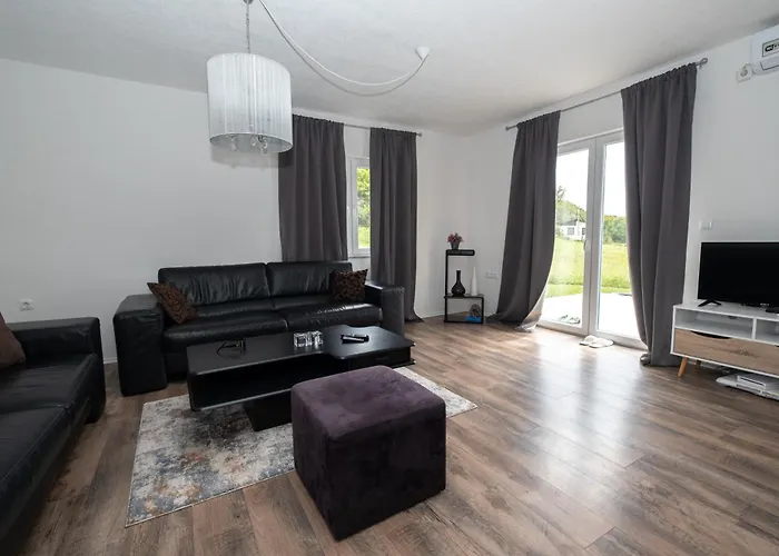 Greenoasis Vila Bihac